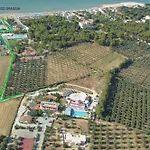 Appartamento Al Mare Con Piscina