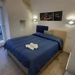 Casa Malu 15 Cin I T 0 7 1 0 3 3 B 4 0 0 0 8 8 3 3 2