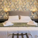 Einaudi Guesthouse By Apulia Accommodation