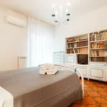 Center Apartment - Housea