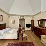 4 Balconi Rooms- Dimora Arditi B&B