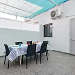 Asz Apartments