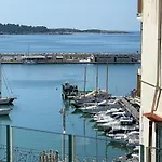 Maison Carolina