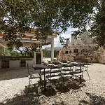 New Borghetto Formica Con Piscina