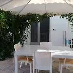 Villa Lory - Torre Lapillo - 300 Mt Dalla Spiaggia