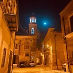 B&B Palazzo Veliero Al Castello Torremaggiore