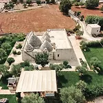 Trulli Terrarossa Con Piscina