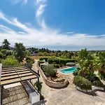 Trulli Restano By Perle Di Puglia