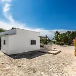 Trulli Restano By Perle Di Puglia