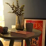 Lp Home128