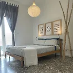 Easystay Bari Rooms