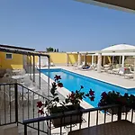 B&B Freezone