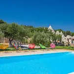 Td Trulli Della Magnolia Trulli With Amazing Garden