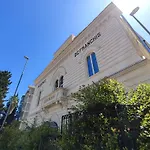 Residence De Franchis