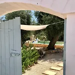 Borgo Fianco A Fianco