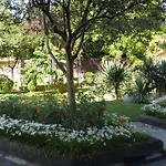 Салангана Гостевой Дом Коттеджи