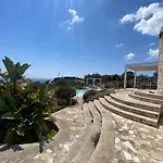 Villa Bianca Con Piscina E Vista Mare