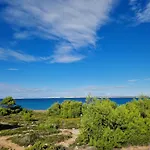 Villetta Con Pineta In Puglia Vicino Al Mare