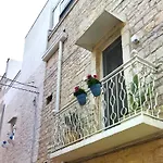 Casa De Amicis 24