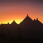 La Casa Sulla Roccia Trulli Pool - Happy Rentals