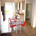 Wabi Two-Room Apartment On The Ground Floor 350 Meters From The Lungomare Matteotti In San Foca