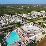 Falco Beach House - Chiusurelle Residence