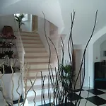 Edificio 15 House Elite