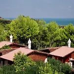 Tenuta Molino Di Mare- Ecoresort Con Villini