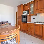 Gorgeous Apartment In Siponto With Kitchen