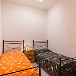 Villetta Rossa With Garden - Happy Rentals