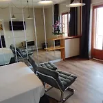 Glamour Suite