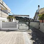Oikia Vacanze S Cesarea Casa Rosa Su
