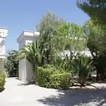 Hotel Dei Bizantini & Villaggio Campo Dei Messapi