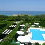 Residence Punta Cassano - In Piscina Sulla Spiaggia Di Sabbia