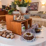 Albergo Villa A Mare