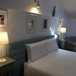 Aduepassi Apartments