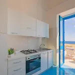 Marine Rivedelsalento, Casa Vista Mare A Castro
