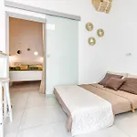 Andrea'S Luxury Home Climatizzata Con Vasca Idromassaggio Nel Centro Storico