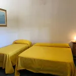 Villa Gold