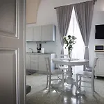 Le Finestre Su Via Roma - Apartments