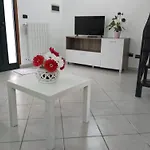 Iris Apartment By My Home Apulia