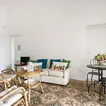 Exclusive Maison Valentina