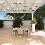 Home Holidays
