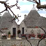 Trulli In Valle D'Itria