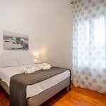 Neapolis Residence - Stunning Villa With Parking