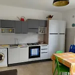 Appartamento Mari Con Piscina