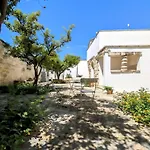 Oikia Vacanze Giuggianello Le Bey