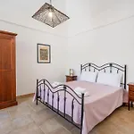 Villa Beatrice: Countryside Charm In Ostuni