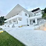 Petra Maris B&B