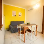 Ferienwohnung Ulivo Mit Pool Und Privatstrand